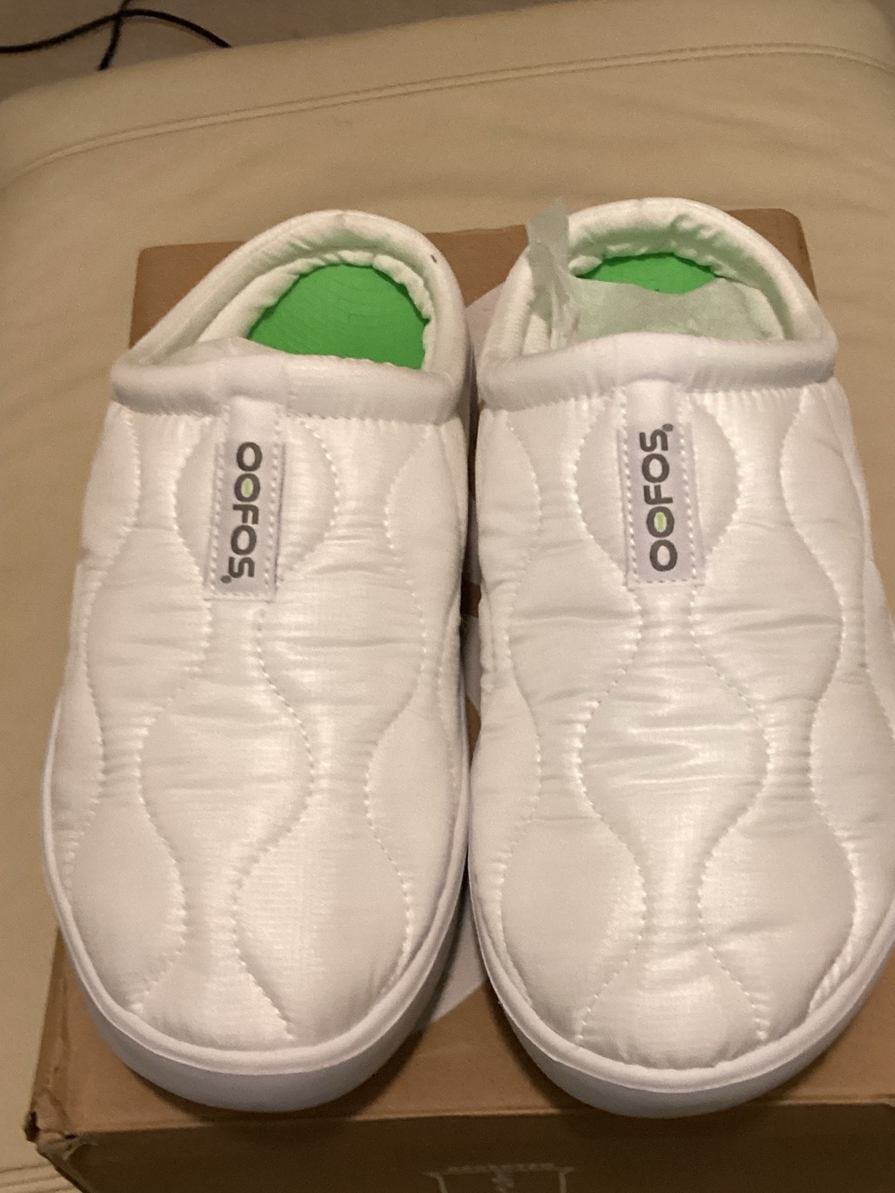 OOFOS White Quilted Slip-On Clogs with Green Insole